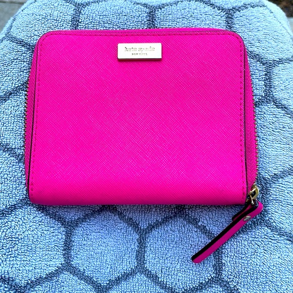 kate spade Handbags - HP🥳🩷6/19Kate Spade Laurel way wallet